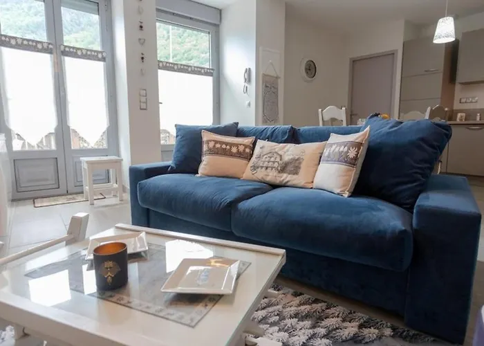 Elegant Au Centre De Avec Terrasse - Fr-1-812-51 *